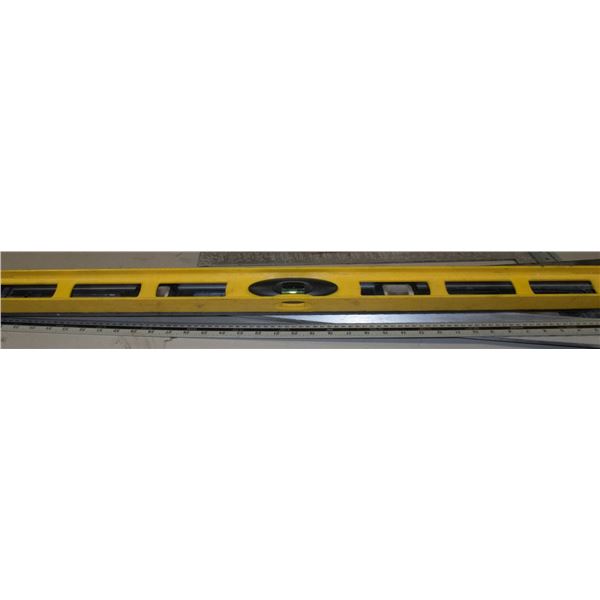 LOT OF LEVELS AND SQUARES