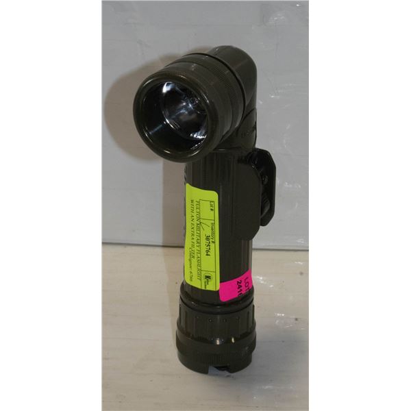 FULTON MILITARY FLASHLIGHT WITH AN EXTRA FILTER