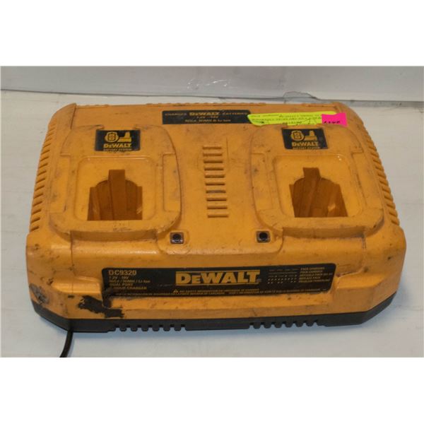 DEWALT 7.2V-18V DUAL CHARGER. NICD, NIMH, LITHIUM