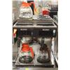 Image 1 : BUNN CW SERIES DUAL AUTOMATIC COFFEE BREWER W/