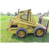 Image 3 : New Holland Model L775 Gas 4 Cylinder Quick Attach Skidsteer Serial Number 492097 ; With Bucket and 