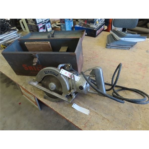 Skil Saw Model 77 with Metal Case 
