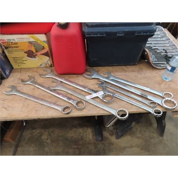 8 Wrenches up to 2'' 