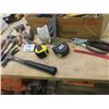 Image 3 : Box of Various Tools: Hack Saws, Hammers