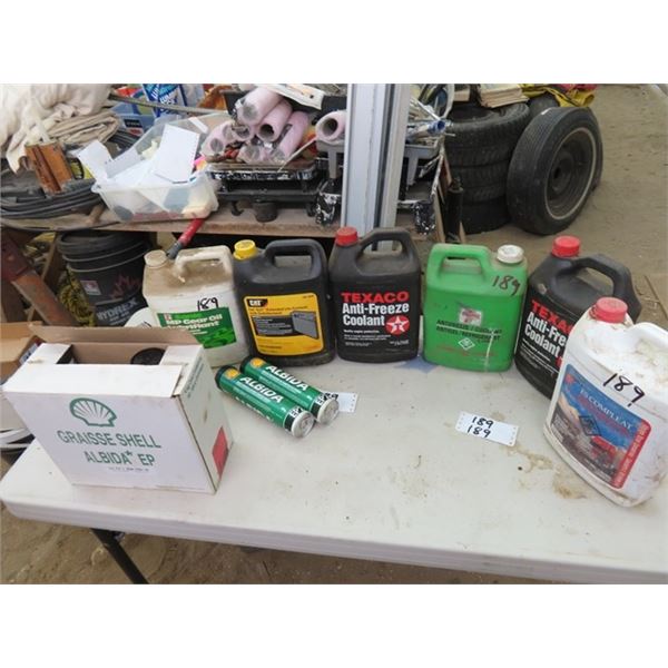 10 Tubes of Grease, 22L of Various Gear Oil