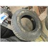 Image 2 : 4 Bridgestone Studded Winter Tires P235/75 R15
