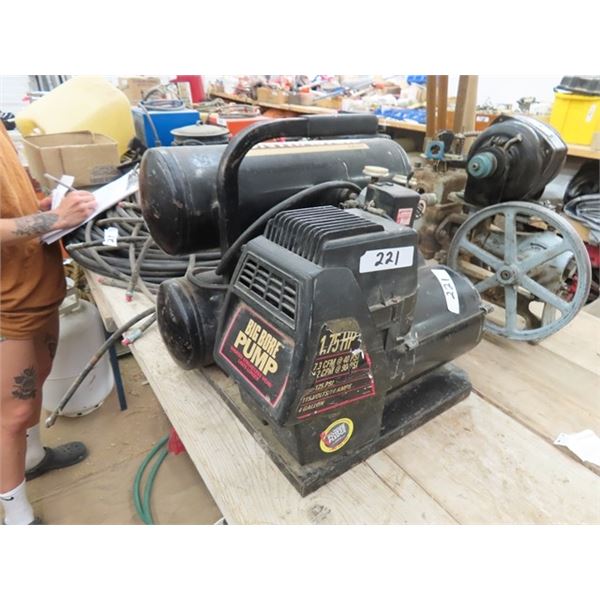 Job Site Portable 4 Gallon Air Compressor