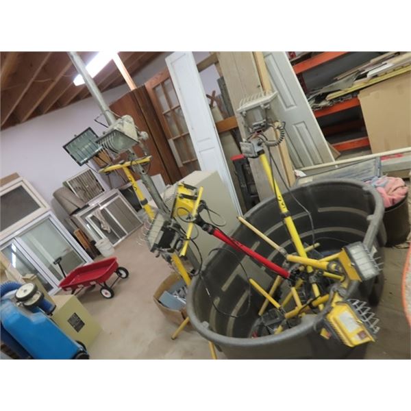 Halogen Lights on Stands - Working