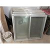 Image 1 : (6) Aluminum Framed Sliding Windows 36'' x 32''