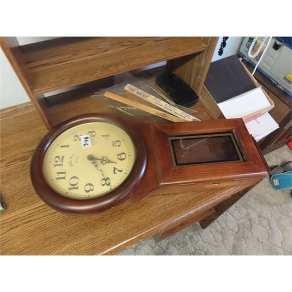 Bulova Quartz Regulator Clock