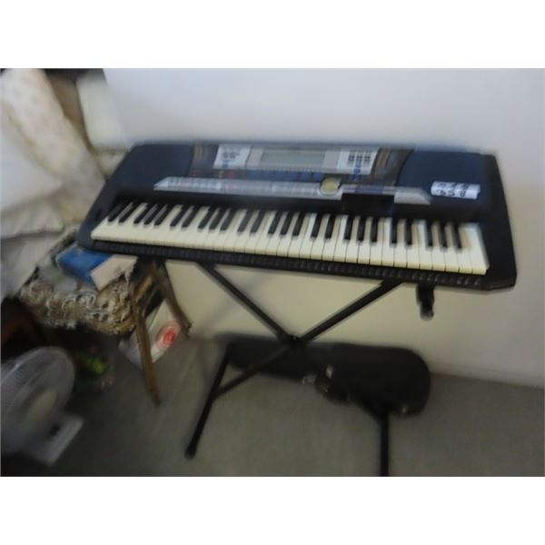 Yamaha Electric Key Board with Case 