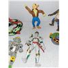 Image 3 : LOT OF TMNT TEENAGE MUTANT NINJA TURTLES TOYS