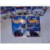 Image 3 : LOT OF 5 HOT WHEELS CARS