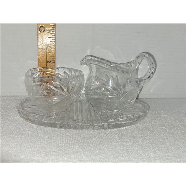 VERY NICE CRSTAL SUGARAND CREAMER SET