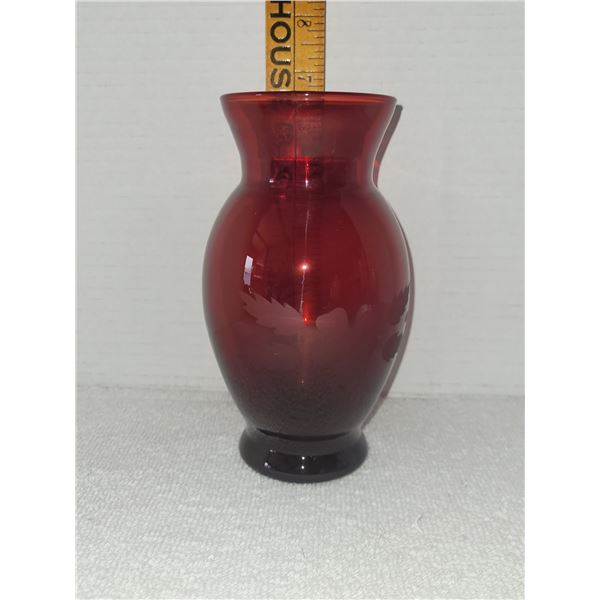 ETCHED CRANBERRY RED FLOWER VASE
