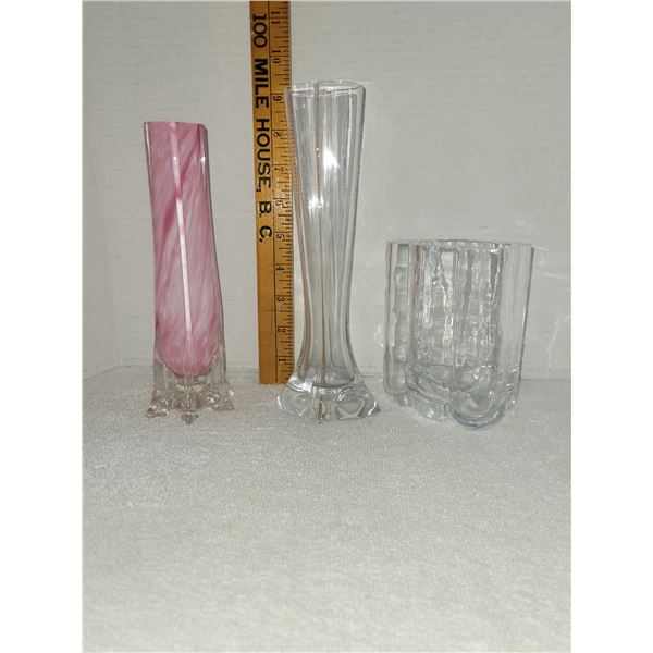 LOT OF 3 DIFFERENT FLOWER VASES