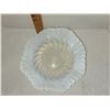 Image 3 : BEAUTIFUL MCM MILK AND CLEAR GLASS BOWL