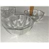 Image 4 : MIXED LOT OF GLASS BOWLS