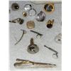 Image 3 : LOT OF MENS JEWELLERY ACCESSORIES CUFF LINKS AND MORE