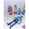 Image 2 : RANDOM LOT OF DC SUPER HEROES SMALL FIGURINES