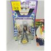 Image 2 : LOT OF 3 NEW COLLECTIBLE TOYS