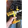 Image 6 : DeWalt Impact Driver & Drill Set Cat B