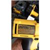 Image 7 : DeWalt Impact Driver & Drill Set Cat B