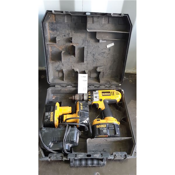 DeWalt Cordless Drill Set Cat B