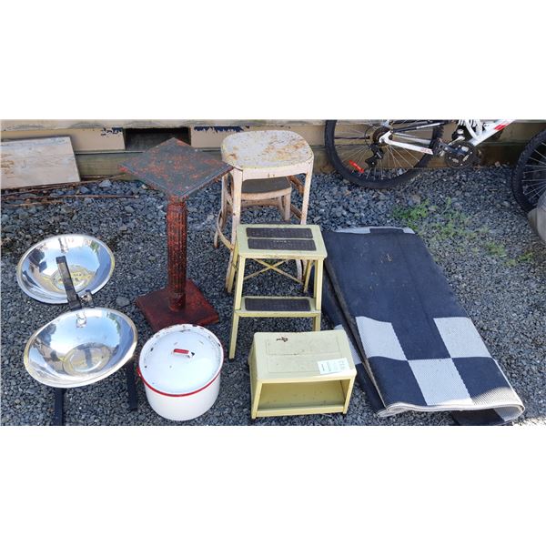 Vintage Housewares Cat B