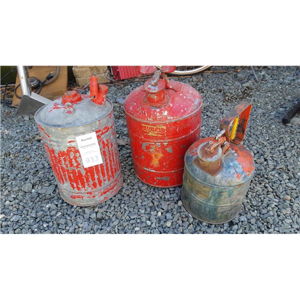Antique Oil Cans Cat B