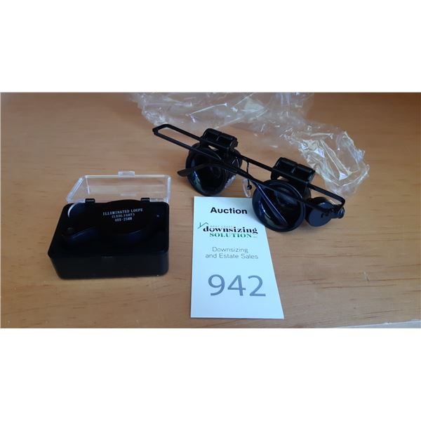 Loop & Loop Glasses Cat A