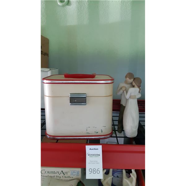 Vintage Jewelry Case & Figurine Cat A