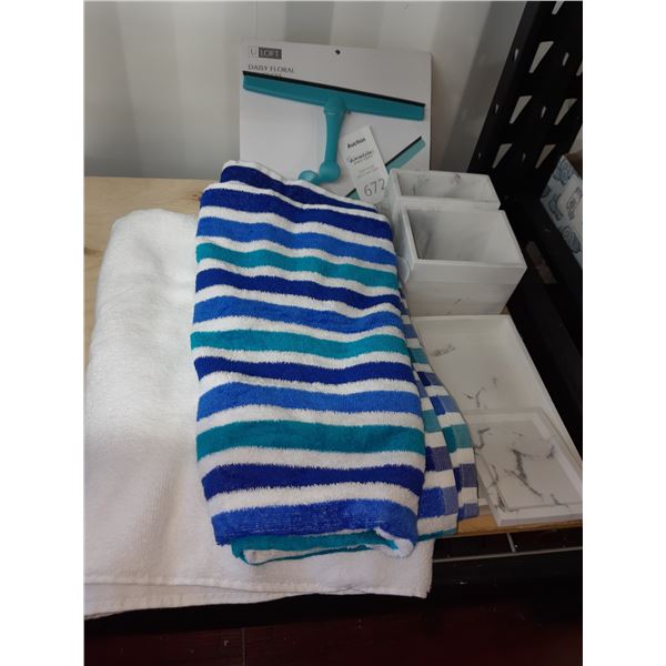 New Housewares Cat B