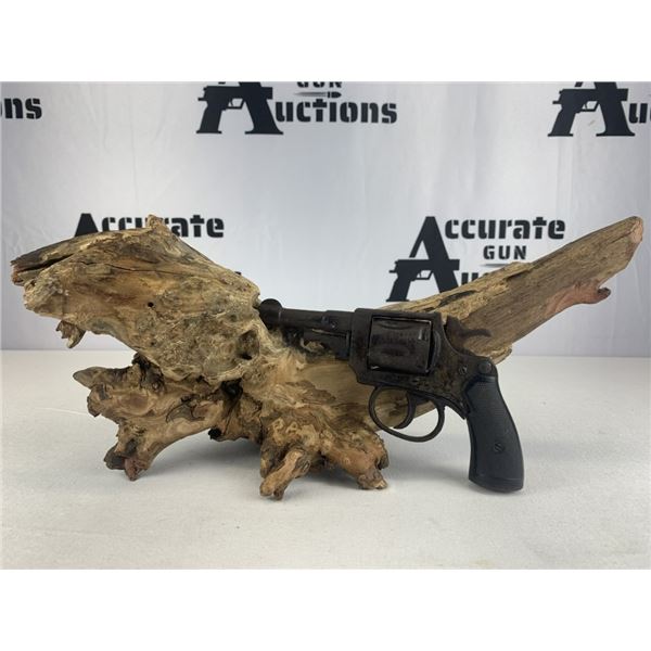 English Revolver .32 CAL