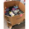Image 8 : Lote #401 - Target & Costco Clothes