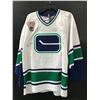 Image 1 : VANCOUVER CANUCKS ALUMNI MULTI SIGNED CCM HOCKEY JERSEY (D. SEDIN....) GCG HOLO
