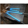 Image 1 : 2 Bolt Cutters