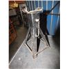 Image 1 : 1 Jack Stand