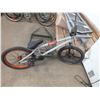 Image 1 : BMX Bike