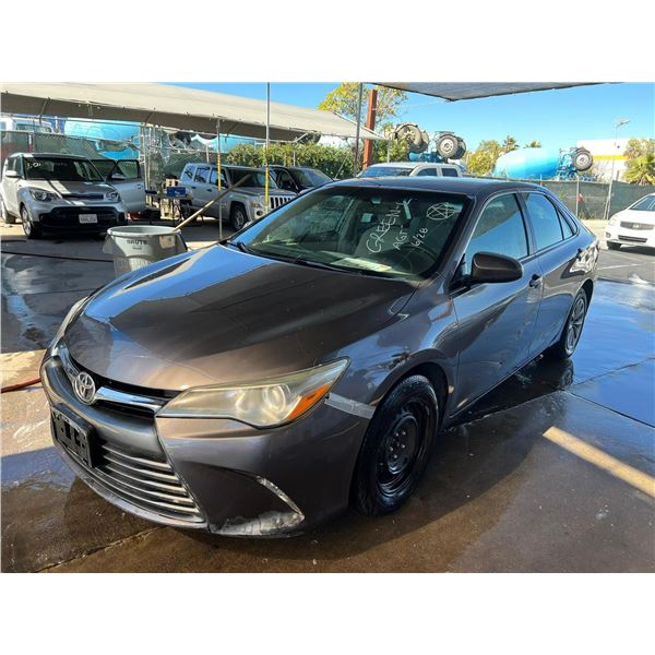 TOYOTA CAMRY 2015 T Johnny Cash Auto Auction