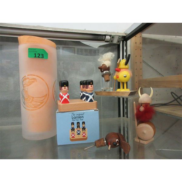 1st Nations Vase, MCM Toys & Gronks