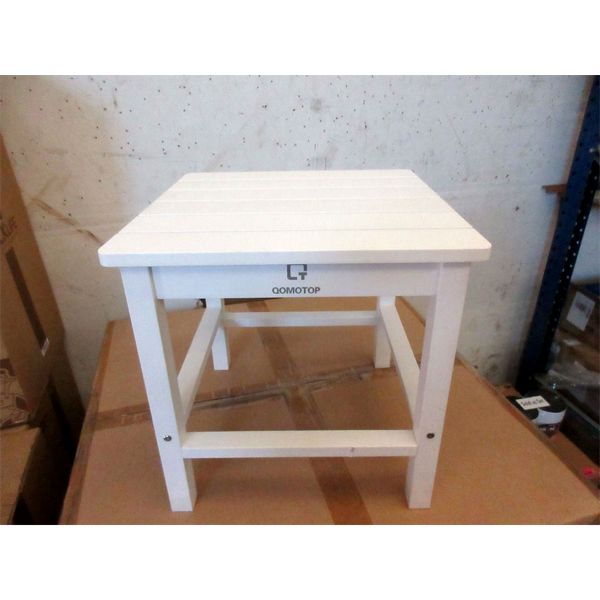 New White Patio End Table by Qomotop