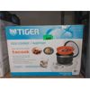 Image 1 : Tiger Rice Cooker/Warmer - Open Box