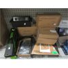 Image 1 : 11 Assorted Electronics & Electronic Accessories 
