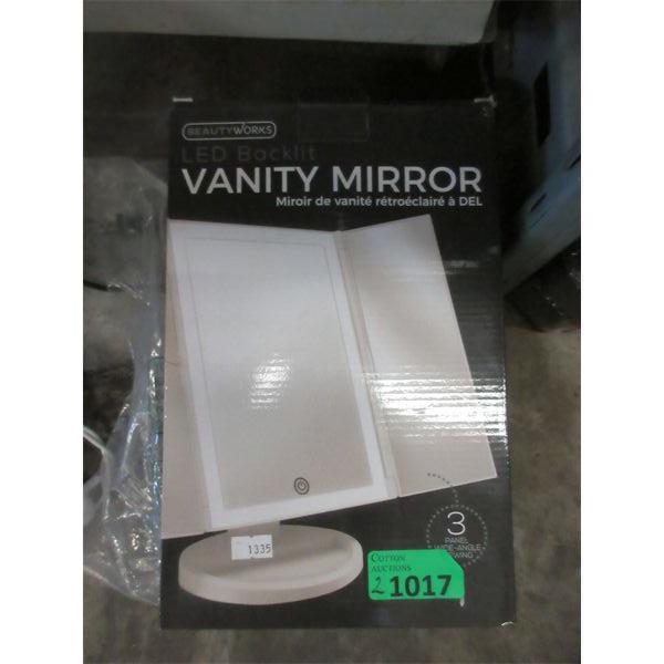 2 Illuminated 3 Fold Make Up Mirrors