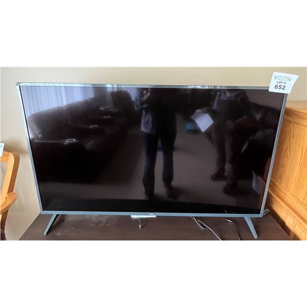 LG TV LED Smart TV