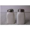 Image 4 : McKee Milk Glass Art Deco Salt and Pepper Shakers