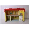 Image 3 : Vintage Fisher Price Play Family House and Figurines