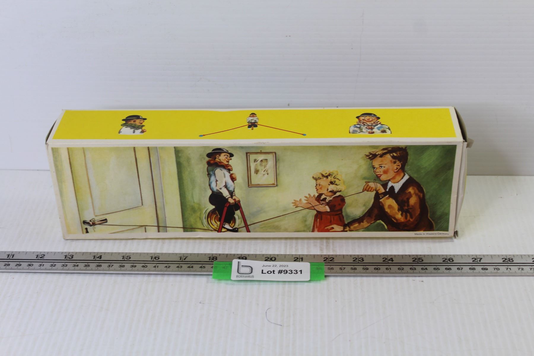 String Balancing Toy Vintage String Balancing Clown Toy (in box) - Bodnarus Auctioneering
