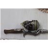 Image 2 : *Vintage Canada Centennial - Shakespeare 1967 Fishing Reel and Metal Rod + Vintage Sportsman's Model